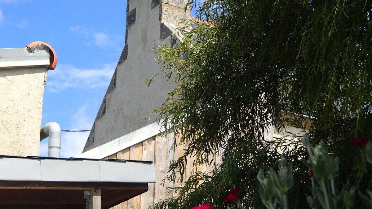 Plogoff House | Chez Joséphine : freshly renovated old house, 2 steps from the ocean