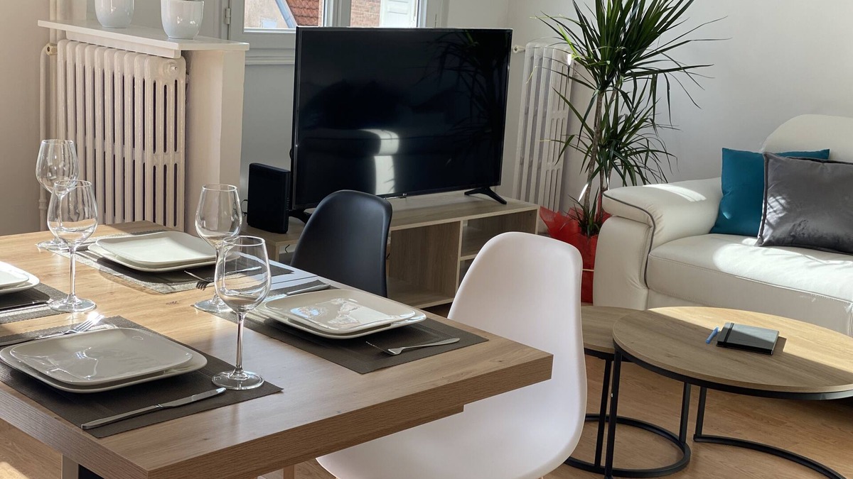 Sainte-Savine Apartment | Chez Julien,lumineux-accueillant-spasieux