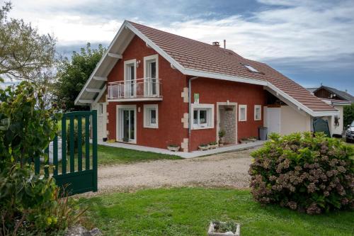 Rochefort House | Chez Les ours