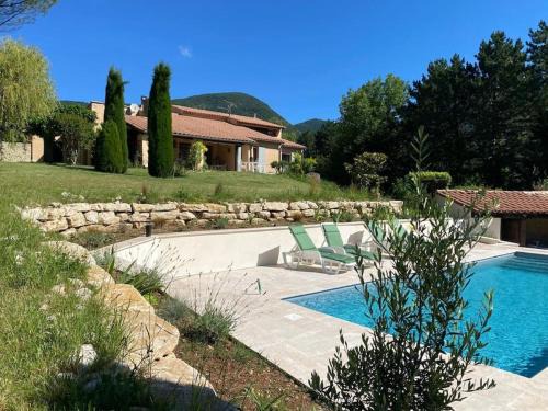 Dieulefit Villa | Chez Nelly - Villa avec vue imprenable