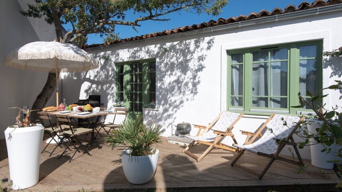 Ile-d'Aix Apartment | Chez Paulette et Lucienne - Charming house