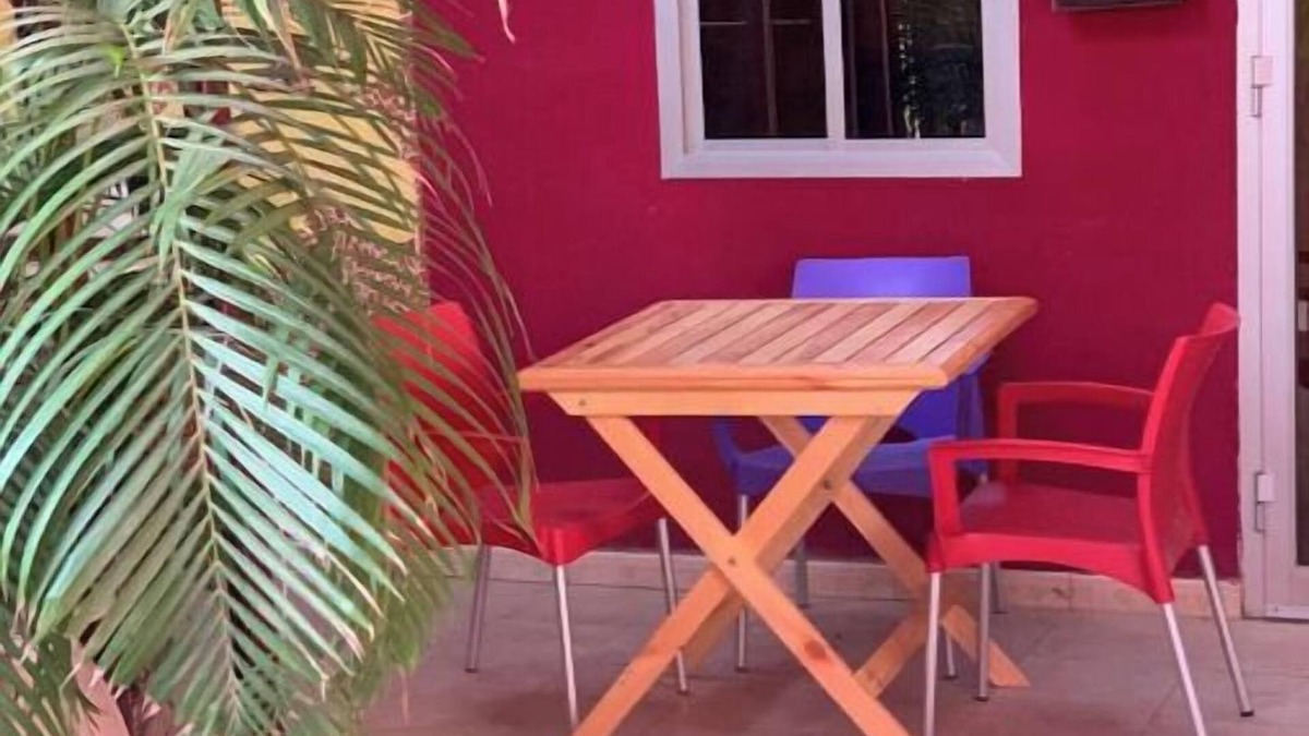 St. Louis House | CHEZ TITI: SAFETY & COMFORT IN ST LOUIS