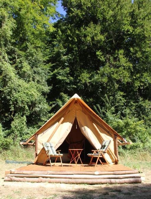 Pierrefonds Cabin | Chez Tombivouac
