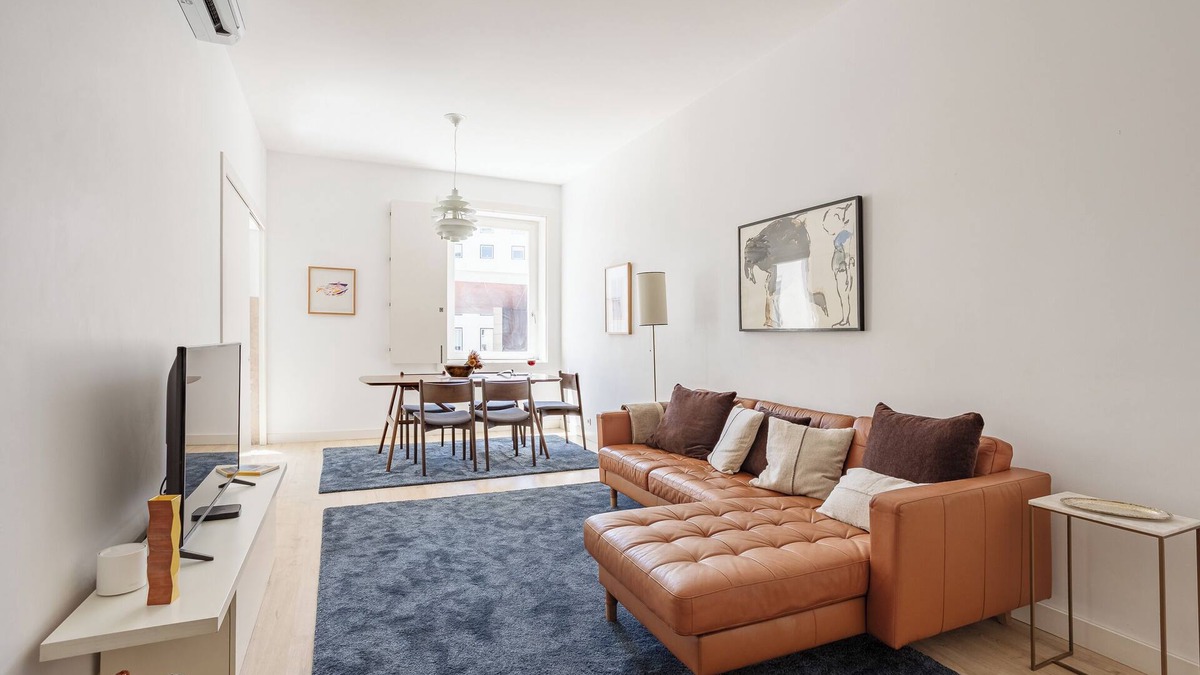 Baixa Apartment | Chiado | Comfy & Prime Location with Parking Space