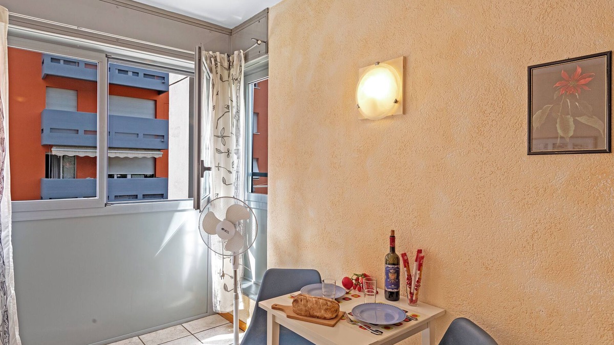 Pedrinate Apartment | Chiasso Apartments 202, Chiasso, Switzerland