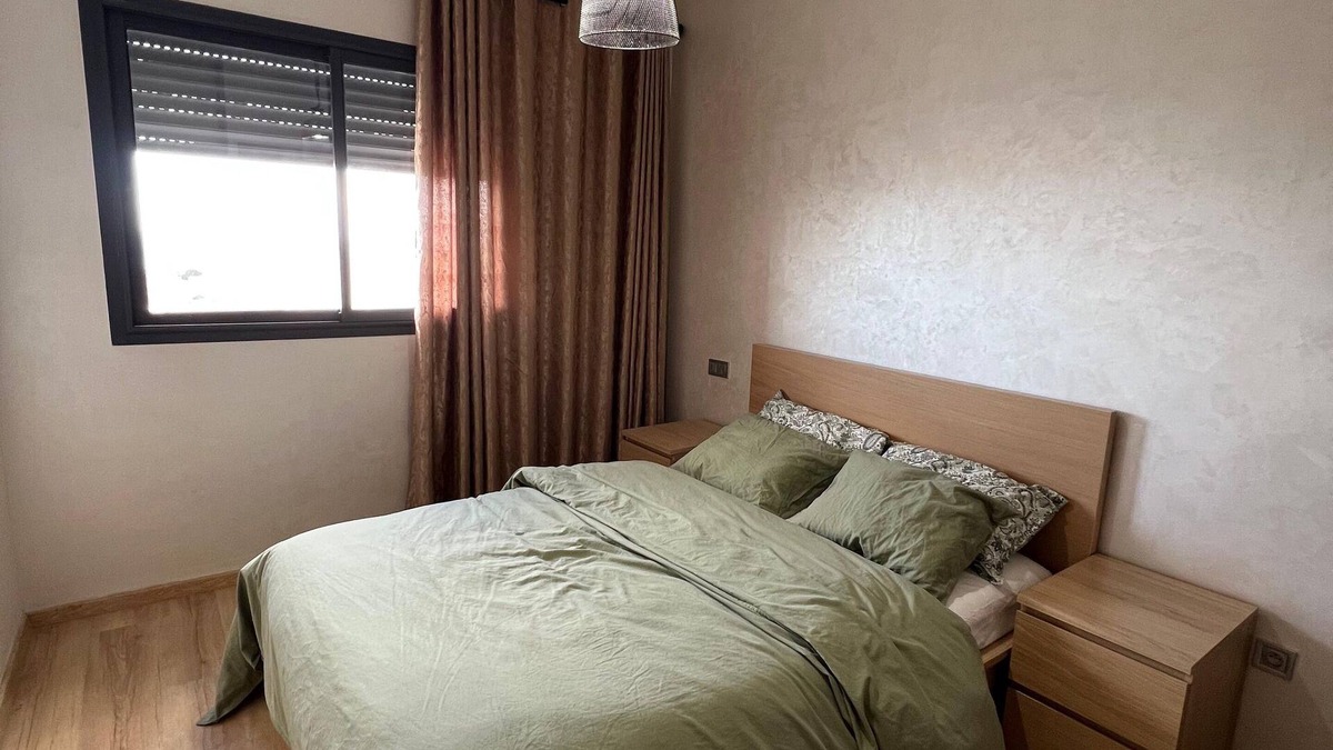 Ain Harrouda Apartment | Chic 1-bedroom apartment with AC, in phenomenal Âïn-Harrouda