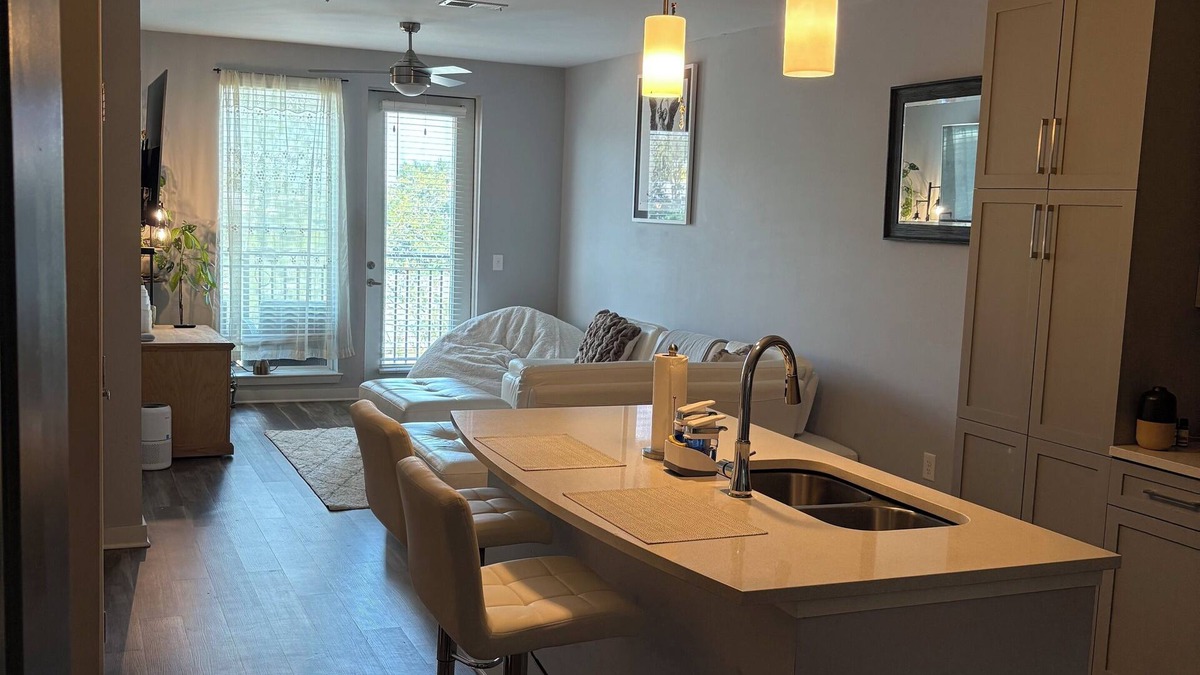 Sandy Springs Apartment | Chic 1-bedroom apartment with fitness room and AC in enjoyable Sandy Springs
