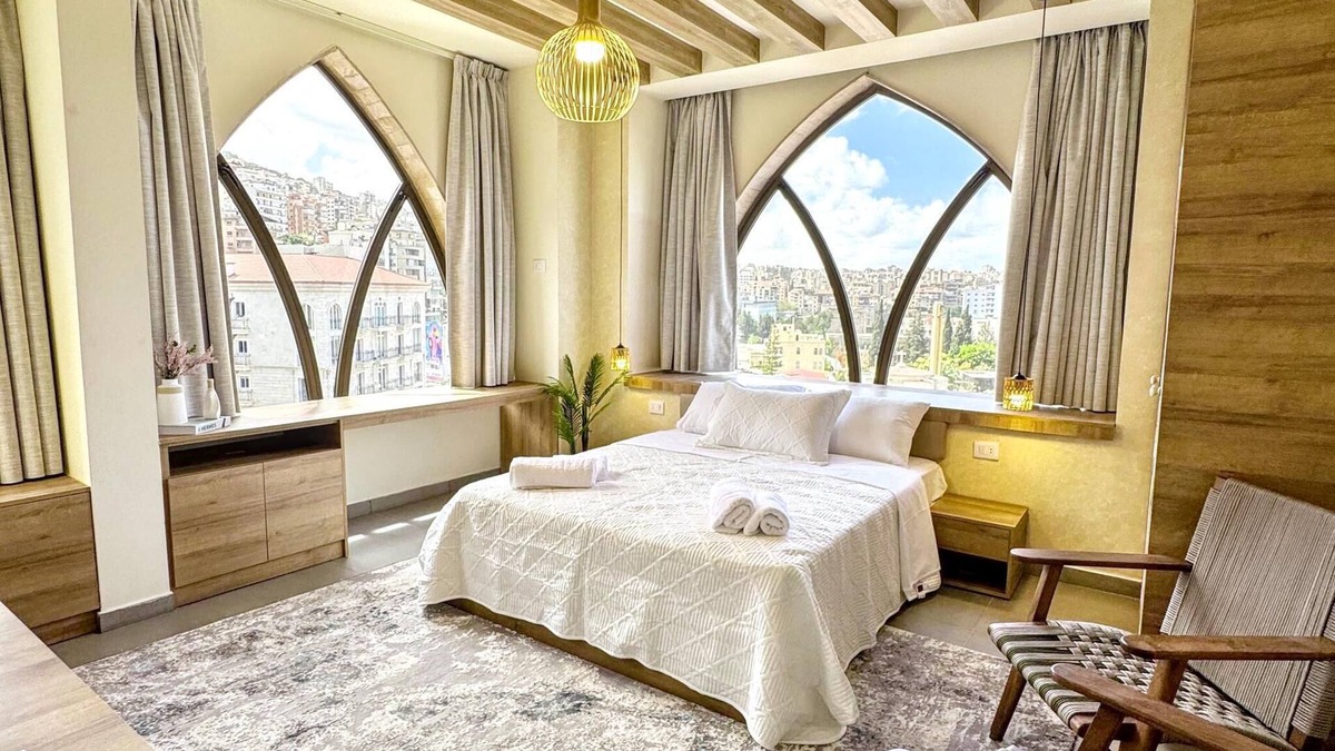 Haret Sakher Apartment | Chic 1-bedroom apartment in Jounieh - J707
