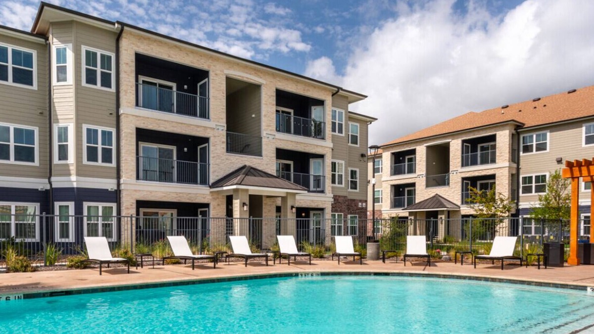 Baytown Apartment | Chic 1-bedroom apartment with fitness room and WiFi in Baytown