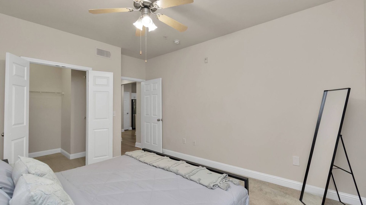 Willow Meadows/Willowbend Area Apartment | Chic 1-bedroom apartment with WiFi, fitness room in vibrant Houston