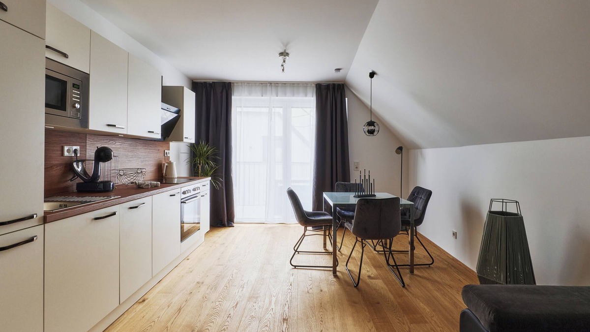 Hirschstetten Apartment | Chic 1-bedroom apartment with WiFi, AC, terrace and grill in fabulous Vienna