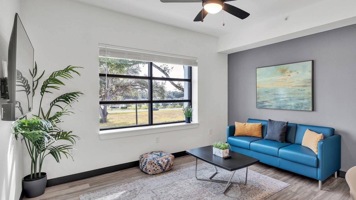 Zephyrhills West Condo | Chic 1BR Retreat w/Full Kitchen, Lounge Access & VIP Tennis | The Well @ SVB