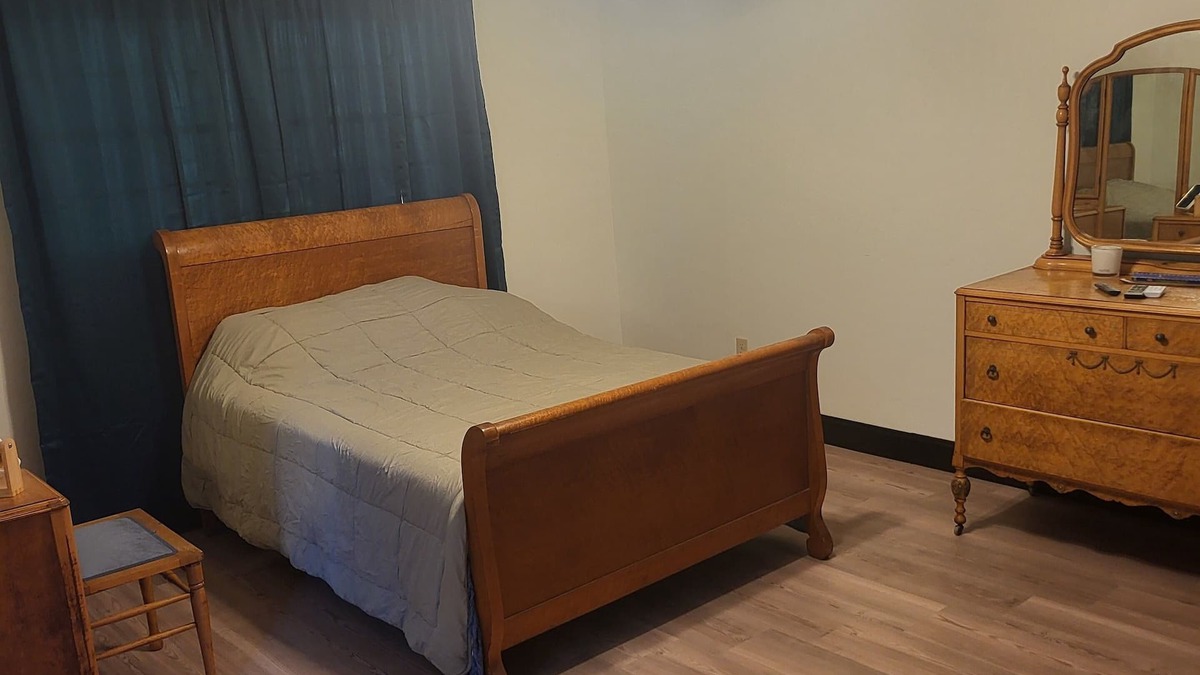 Ransom Apartment | Chic 2-bedroom apartment with AC, WiFi in peaceful Clarks Summit