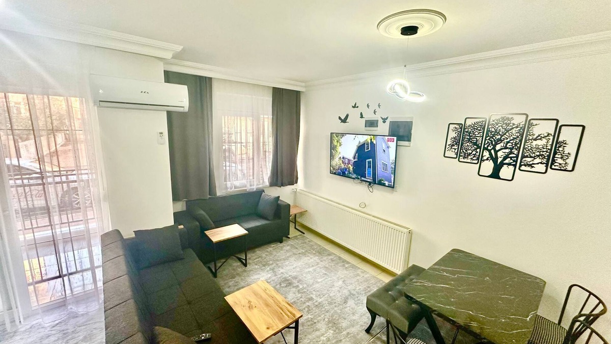 Kepez Apartment | Chic 2-bedroom apartment with WiFi, AC in marvelous Antalya