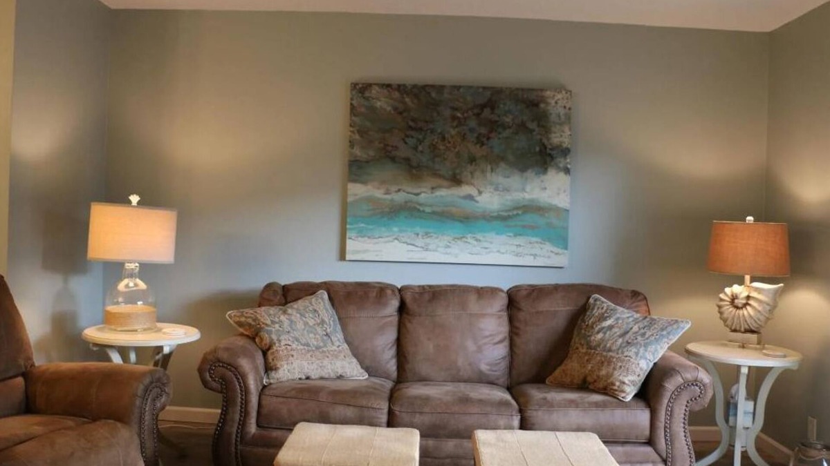 Fairfield Bay Condo | Chic 2-bedroom condo with AC, WiFi in charming Fairfield Bay