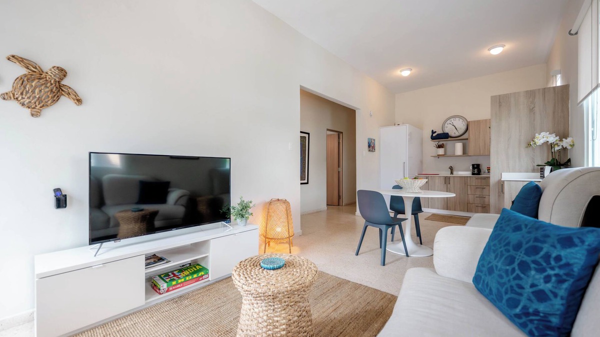 San Mateo Apartment | Chic 2 Bedroom Santurce Apartment | Rooftop Pool + Café