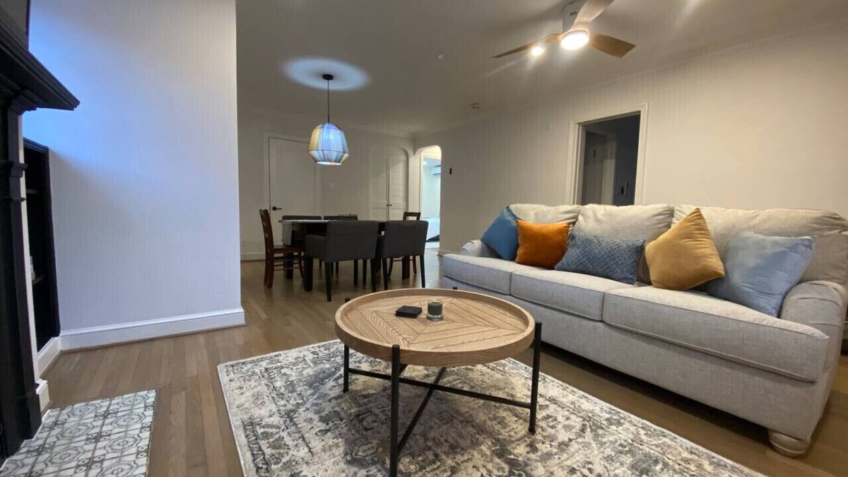 Radnor - Fort Myer Heights House | Chic 2BDRM - 5 min walk to Metro