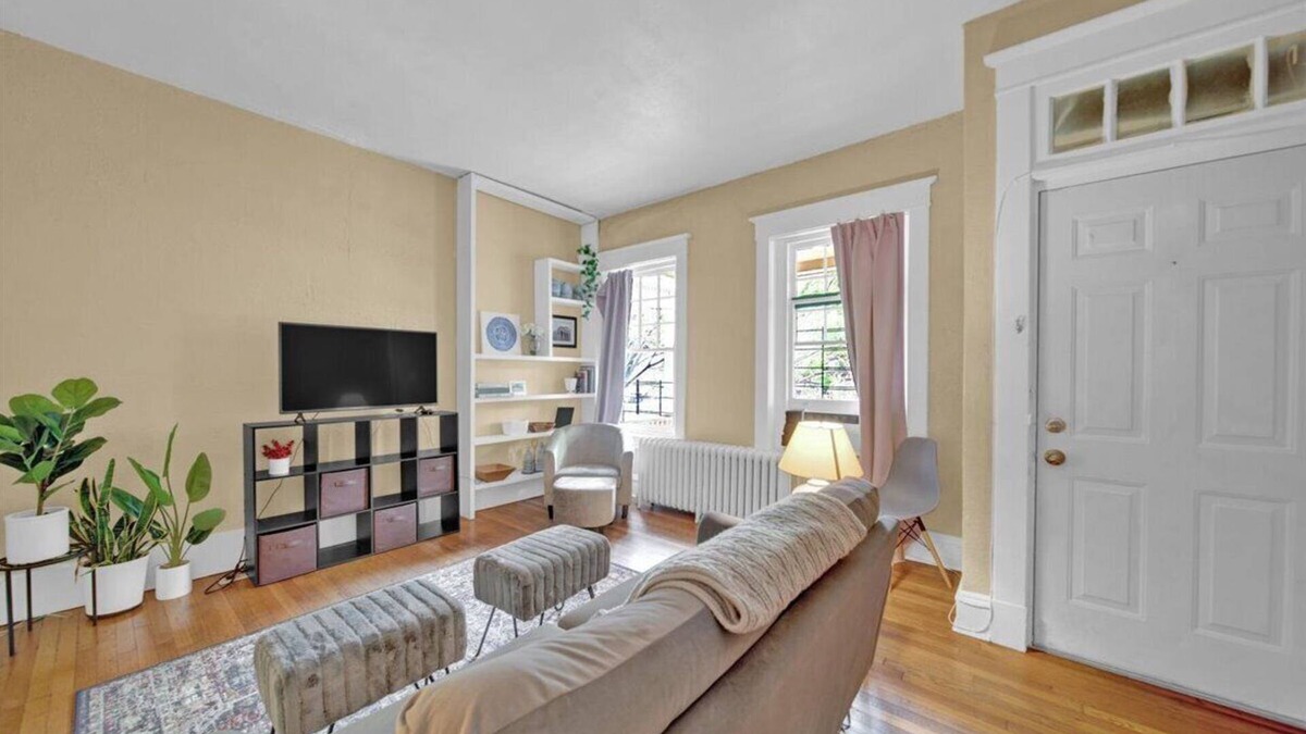 Museum District Condo | Chic 2br in the heart of Museum District!
