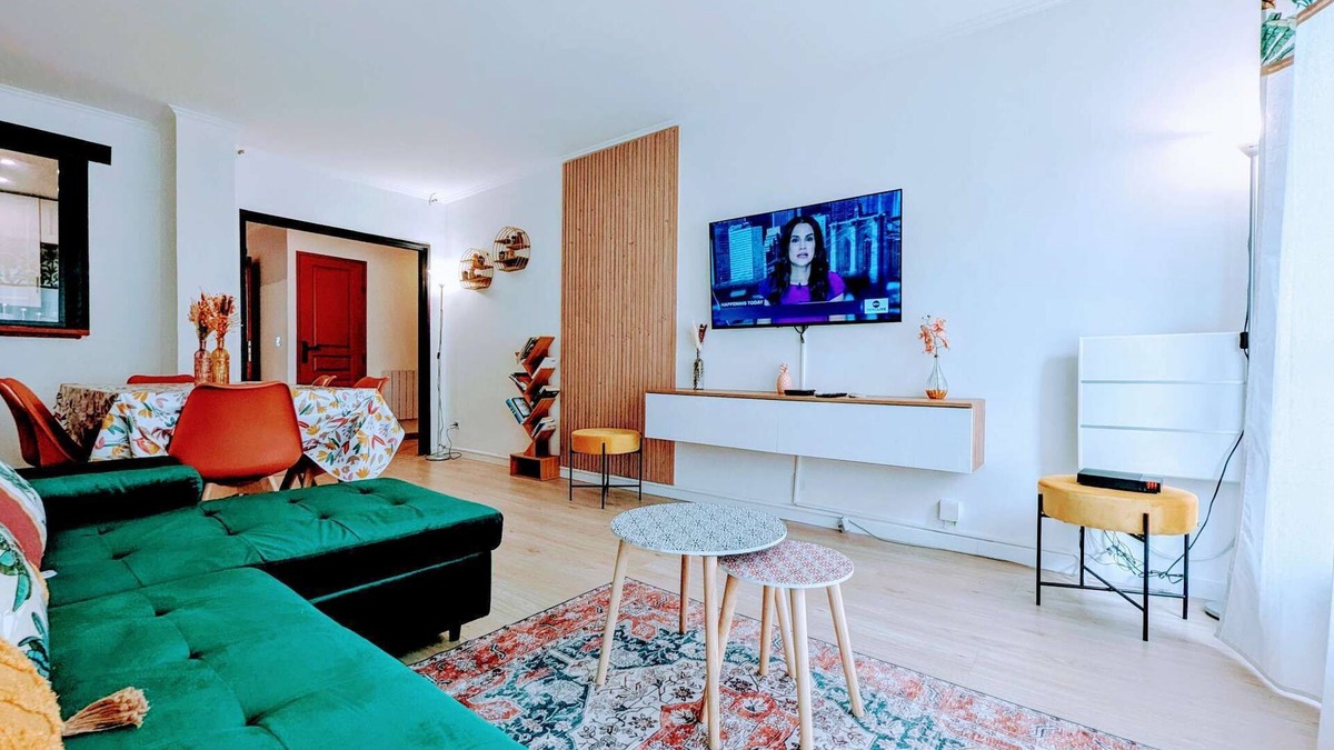 Fontenay-aux-Roses Apartment | Chic and spacious appartment with balcony