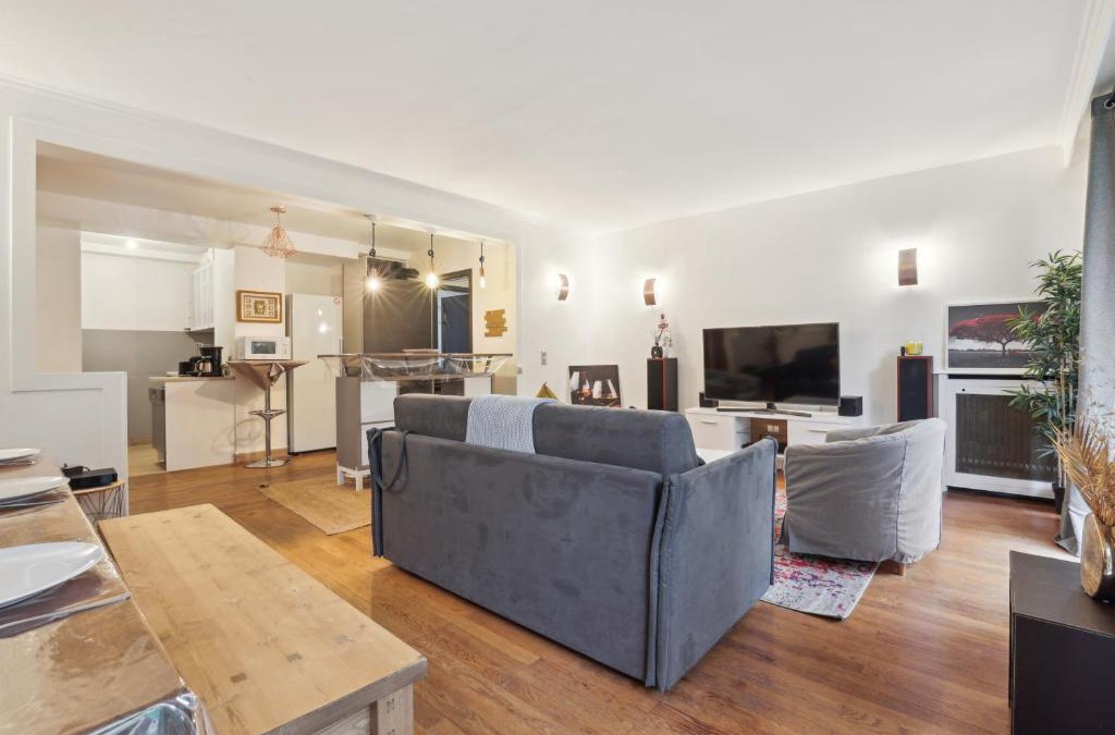 Le Chesnay Apartment | Chic and spacious apartement with piano and terrace