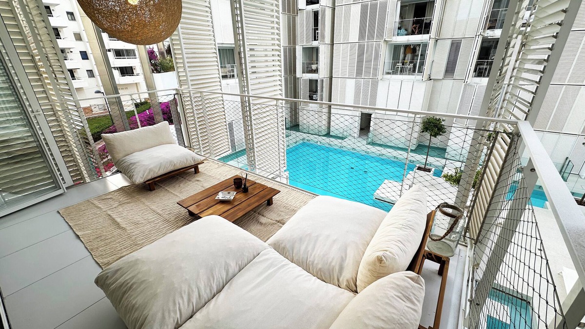 Talamanca Apartment | CHIC Apartment Marina Botafoch Ibiza