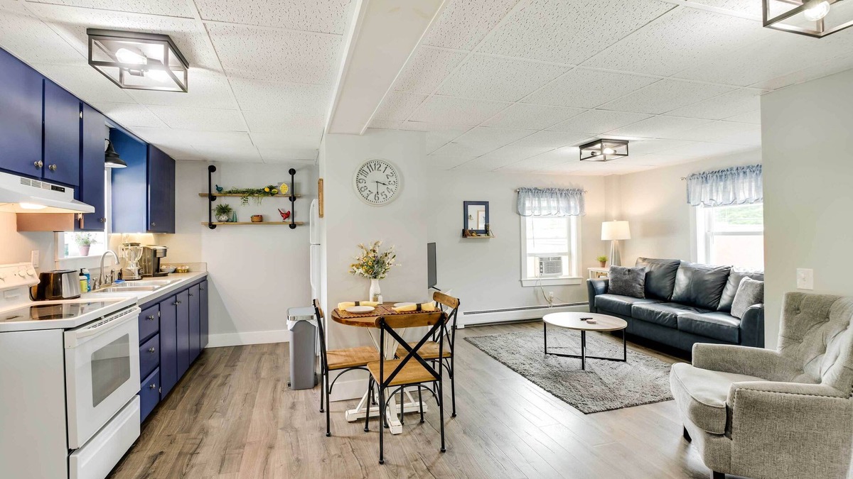 Dover-Foxcroft Apartment | Chic & Central Apartment ~ 6 Mi to Sebec Lake!