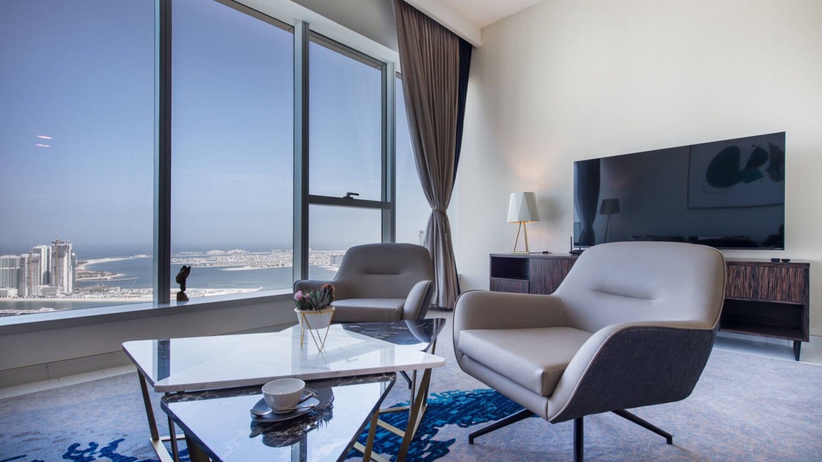Dubai Media City Apartment | Chic Coastal Escape w/Open Sea Vws on Palm Entry