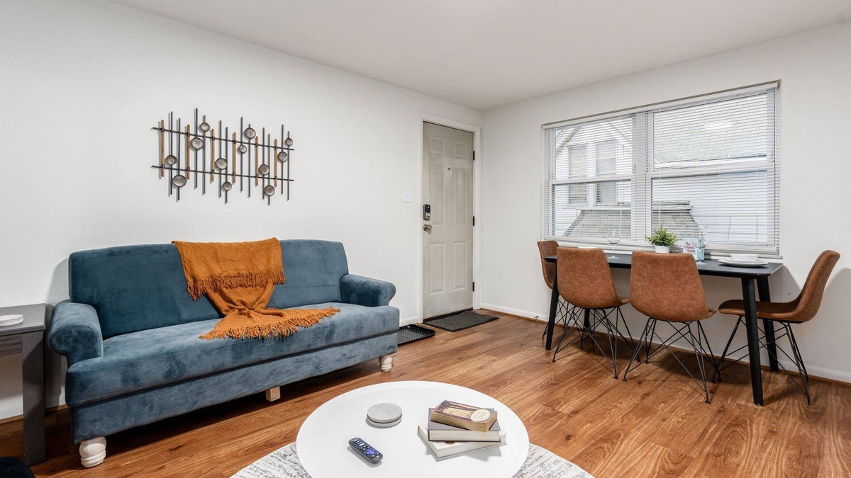 Olde Towne East Apartment | Chic Columbus Apartment!