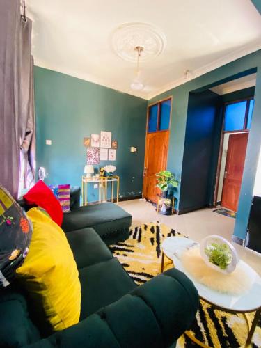 Manyoni Apartment | Chic & Cozy Escape