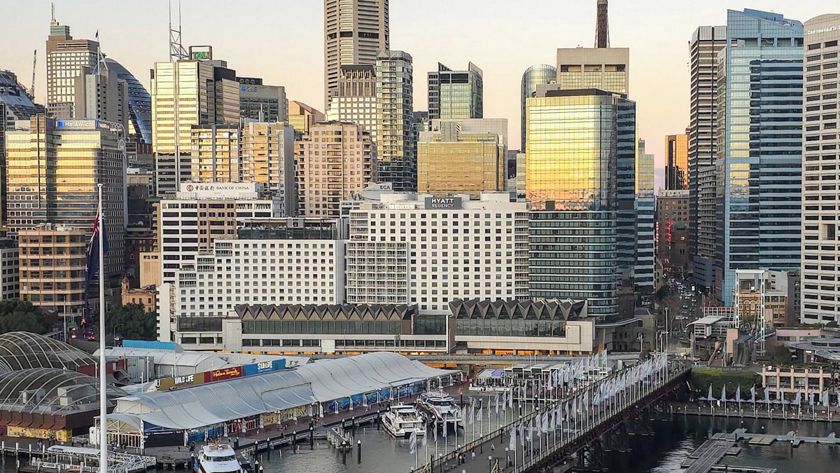 Darling Harbour Apartment | Chic Darling Harbour Oasis in the Heart of Sydney, 2BR w/Resort-Style Amenities