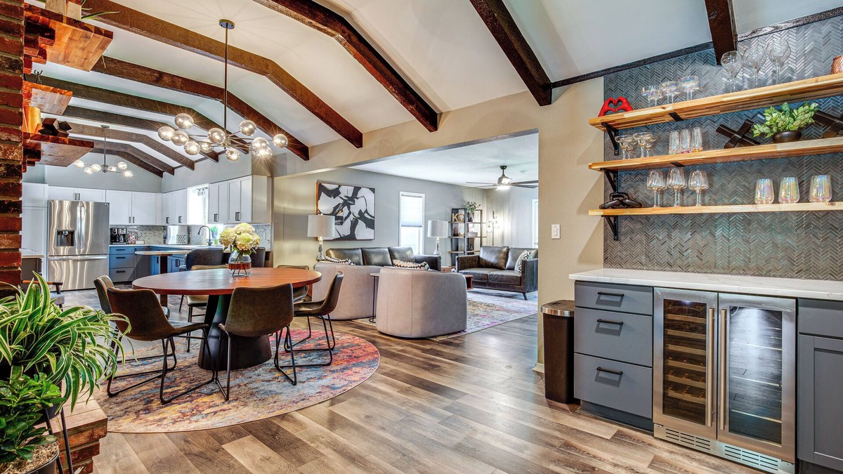 Riverside House | Chic Family-Friendly Home in Riverside: 7 Mi to KC