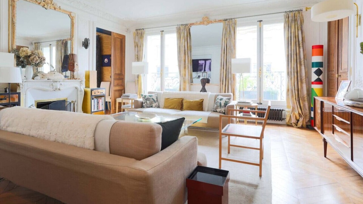 Champs-Elysees Apartment | Chic Flat 2 Rooms Georges V