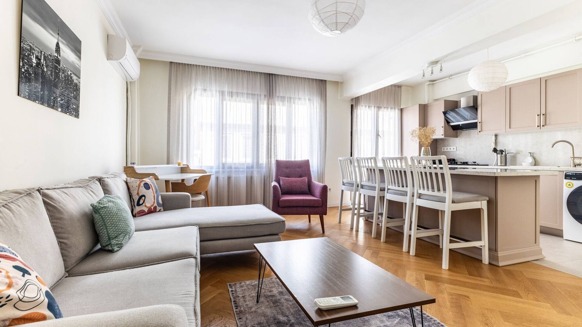 Moda Apartment | Chic Flat 5 min to Moda Pier