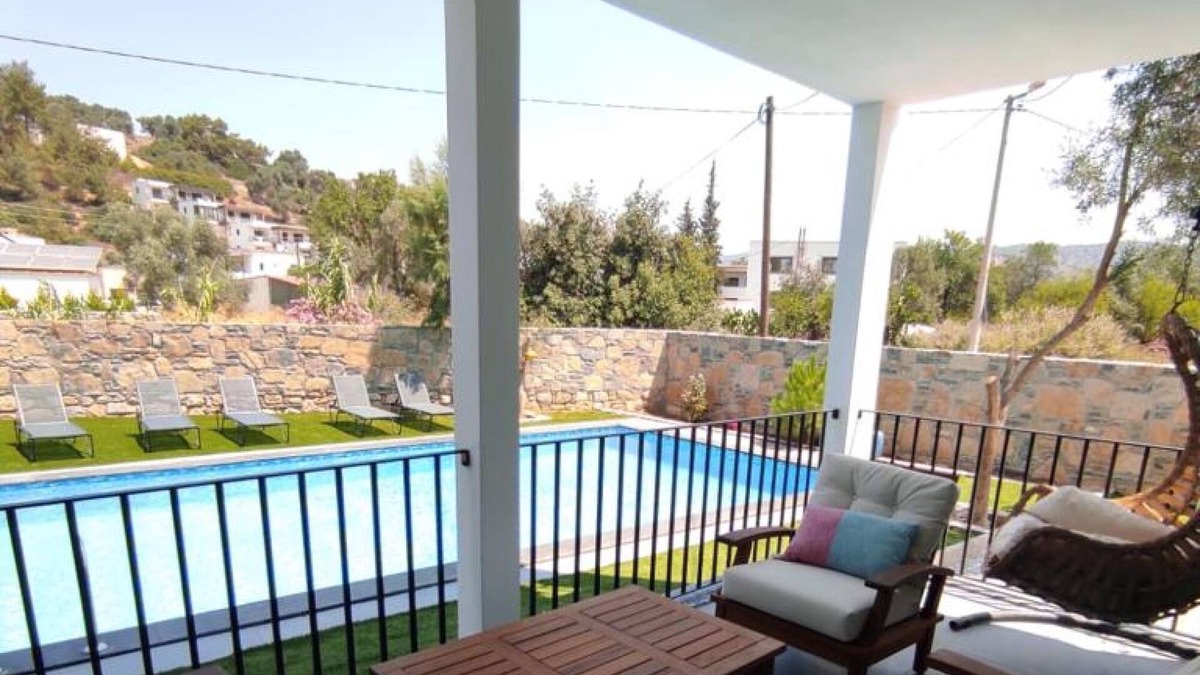 Yaliciftlik Apartment | Chic Flat w Pool, Patio, Garden in Bodrum
