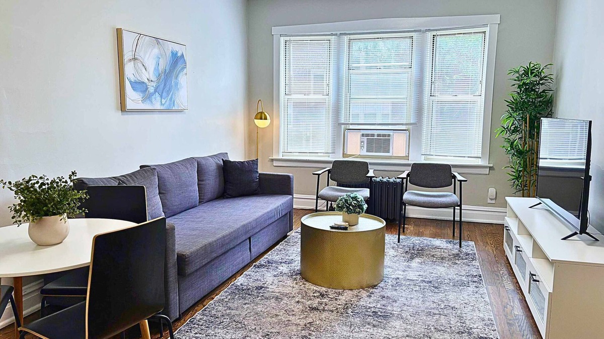 Avondale Apartment | Chic & Fully Furnished 2BR Apt!