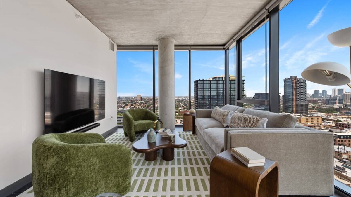West Loop Apartment | Chic Fulton Market Oasis + Curated Comfort & Style