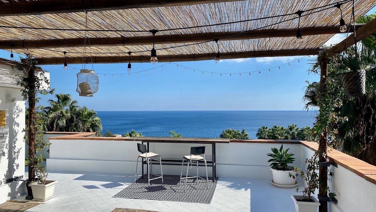 Aci Castello Apartment | Chic Great Seaview Aci Trezza Sicily Catania Etna