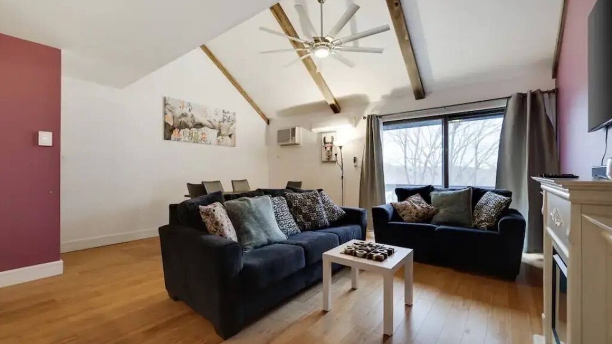 Village at Camelback House | Chic House Camelback Resort: Ski, Hike, Waterpark, Grill, Explore!