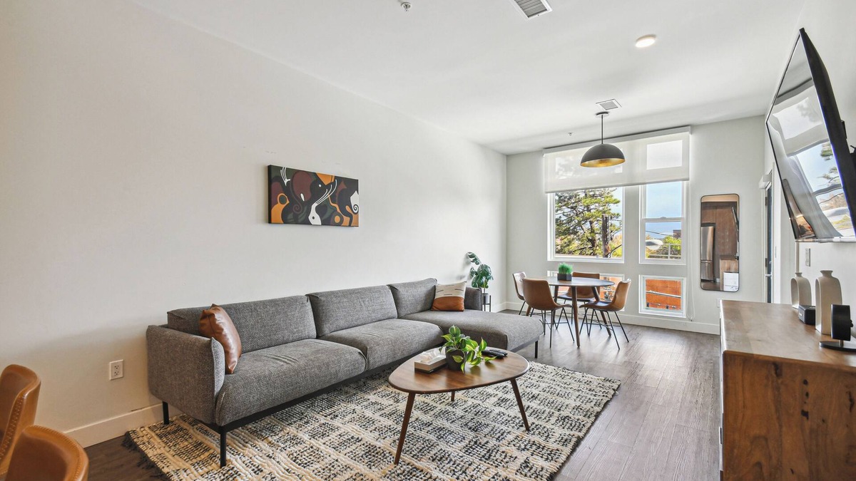 Highland Condo | Chic Made Easy | Espadin LoHi