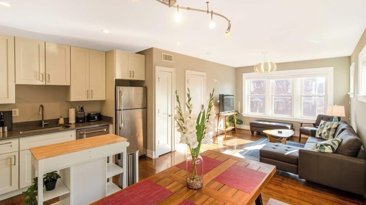 St. Louis Apartment | Chic Minimalist Gem w/Fenced Backyard + W/D