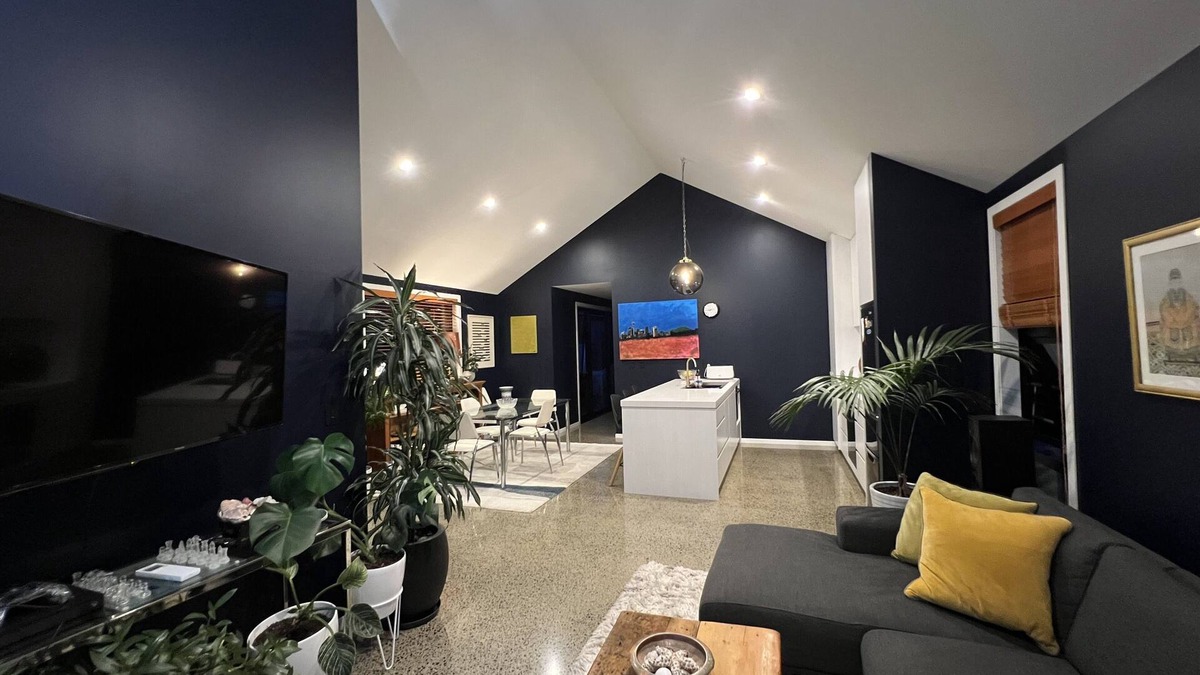 Hobsonville House | Chic, modern designer oasis on city fringe with large spa pool. Great kitchen!
