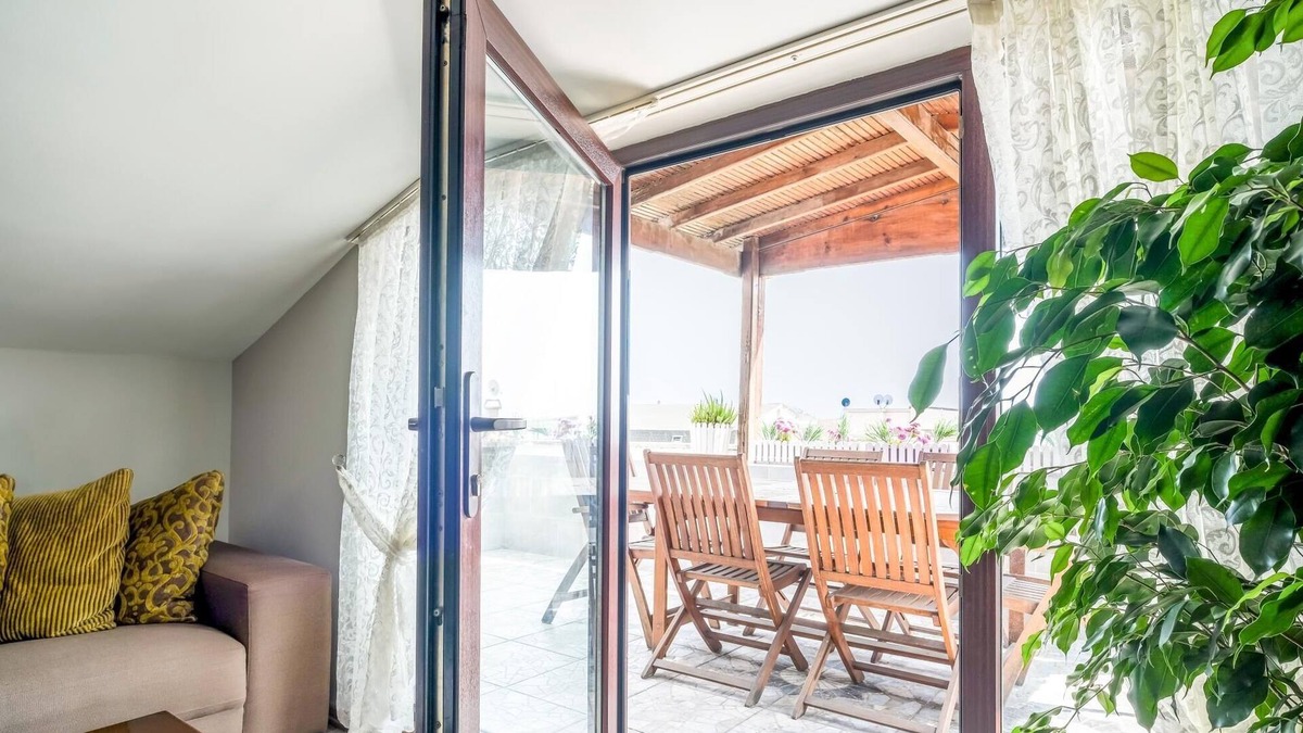 Bakırkoy Apartment | Chic Modern Flat With Terrace in Istanbul Florya