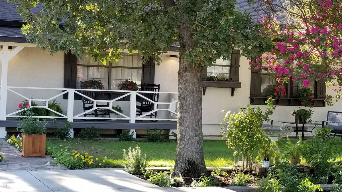 Acampo House | Chic New Home: Enjoy Fresh Air, Premium Wine Trail Location 3bd/2ba