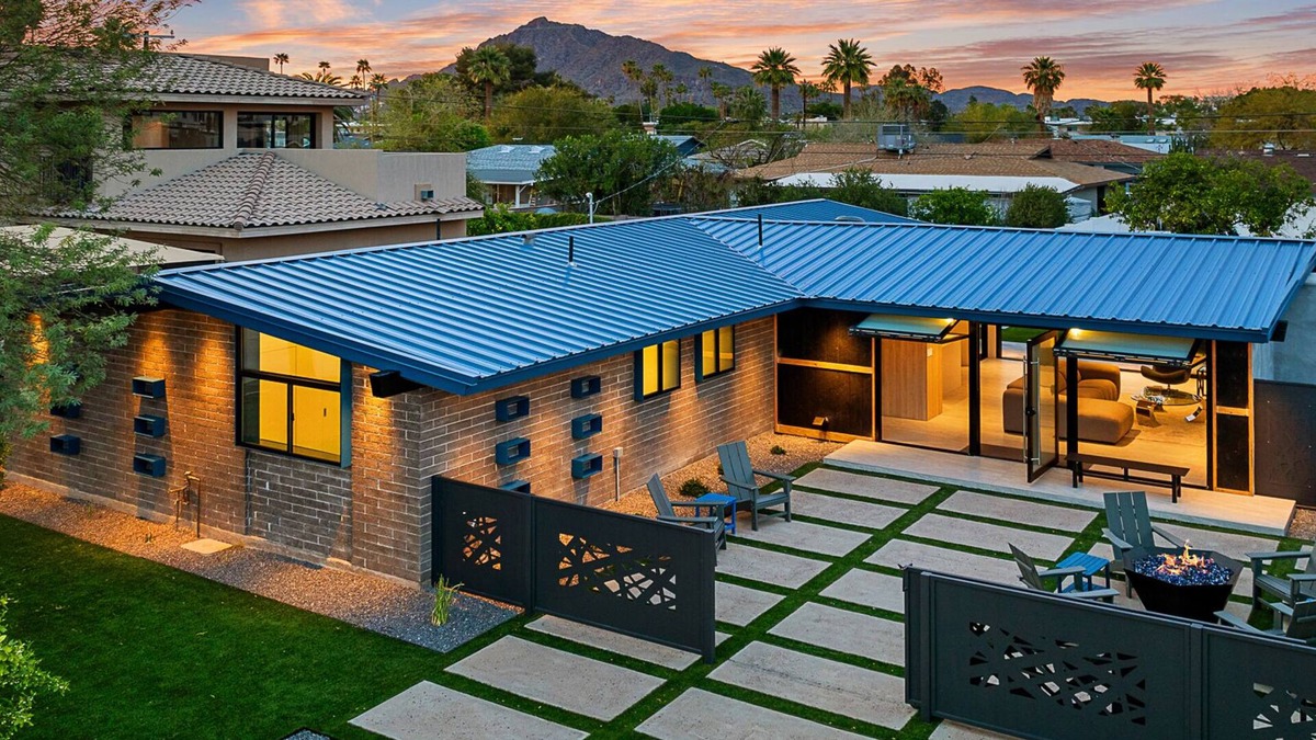 Western Villa Villa | Chic Old Town Villa with Plunge Pool & Fire Features in Walkable Location