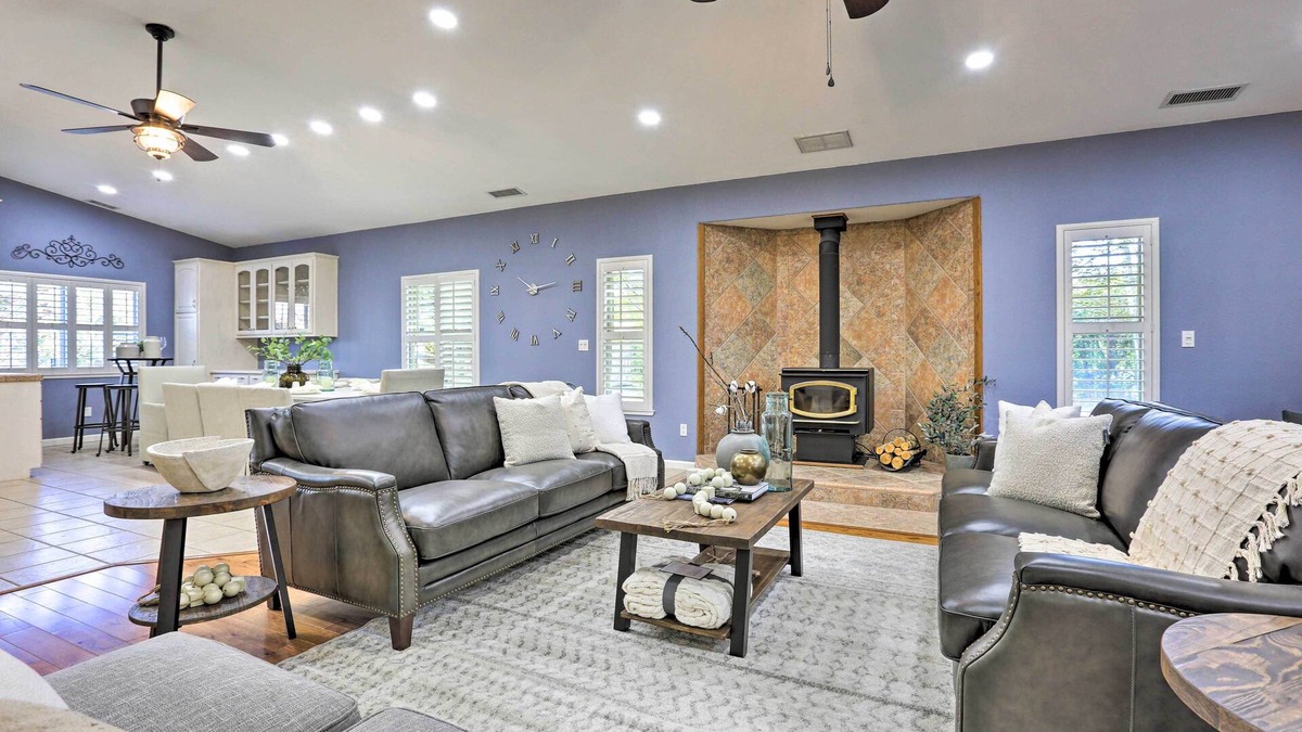 Winters House | Chic Ranch-Style Home on 33-Acre Walnut Ranch