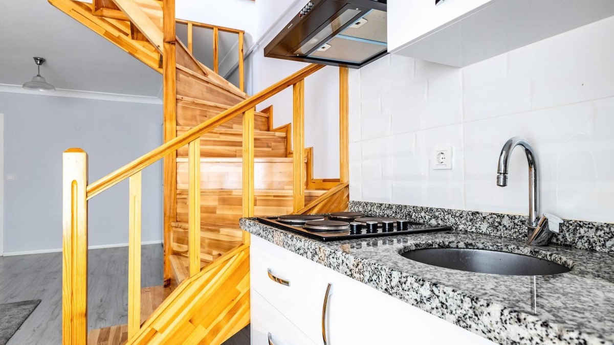 Moda Apartment | Chic Residence w Balcony 5 min to Bull Statue