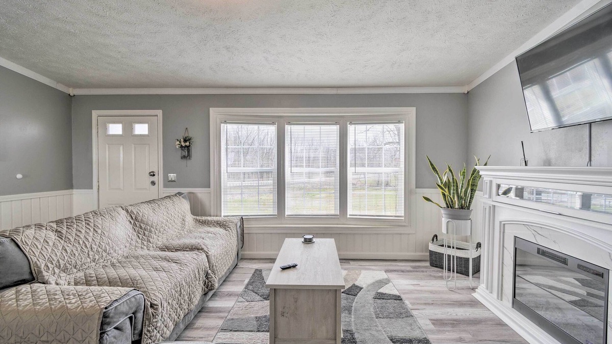 Seneca Falls Cottage | Chic Seneca Falls Home on Cayuga Wine Trail!