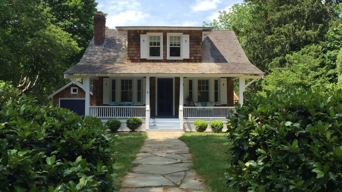 The Heights House | Chic Shelter Island Home, Pool and Gardens