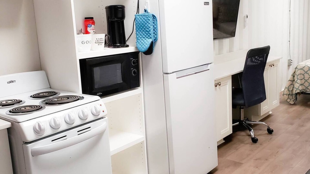 Estrella Cottage | Chic Shipping Container near Downtown Phoenixnn