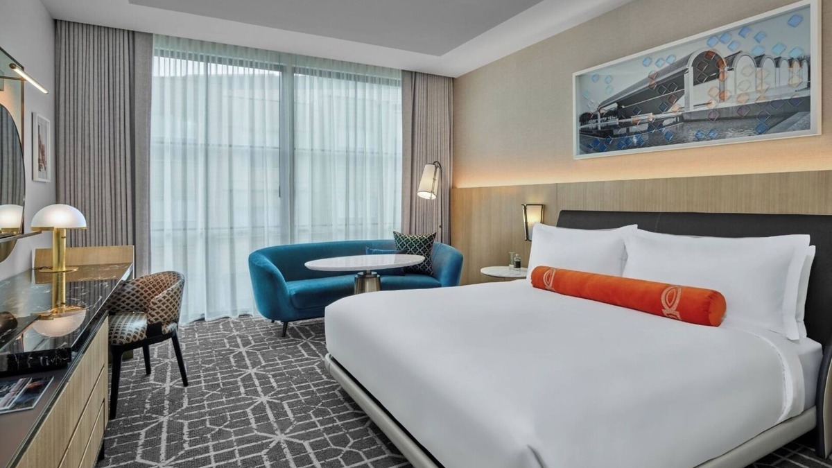 Fort Worth Cultural District Hotel | Chic Space w/Balcony Near Major Fort Worth Attractions